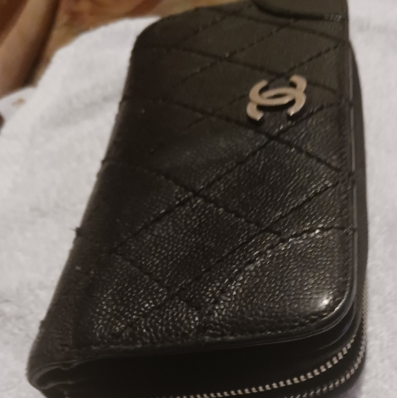 Chanel caviar leather large black zip around wallet 100%authentic - Picture 2 of 8